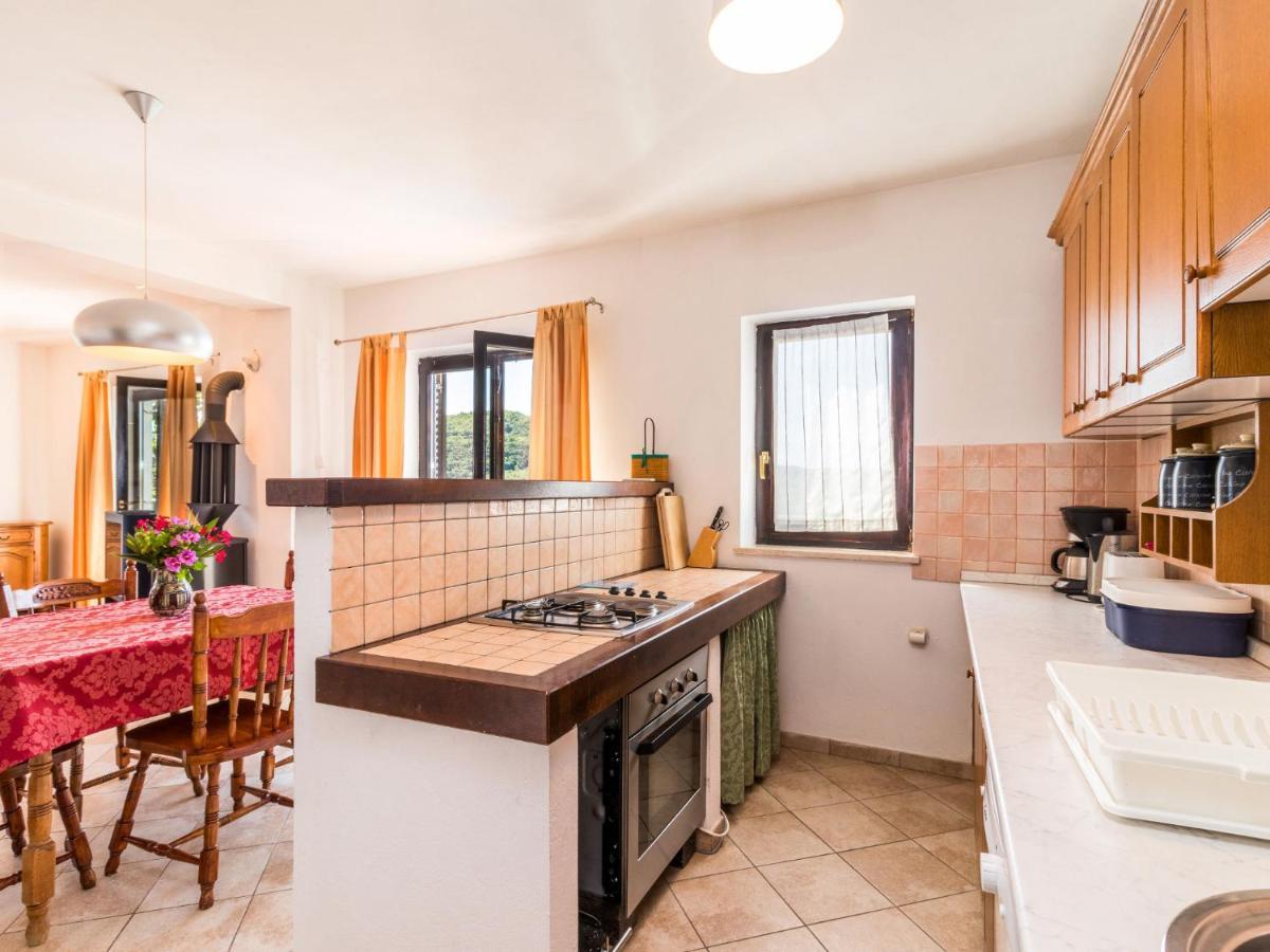 Holiday Home Kusar - Mvn100 By Interhome Motovun Exterior foto